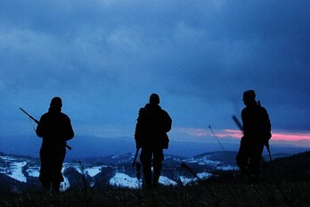 Chasseurs par AgronBeqiri