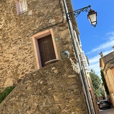 Visite guidée au coeur du village de Gassin