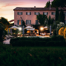 Vue du jardin côté piscine