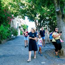 Visite guidée au coeur du village de Gassin