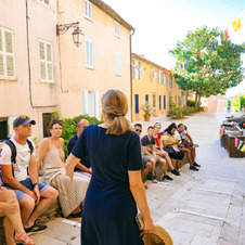 Visite guidée au coeur du village de Gassin